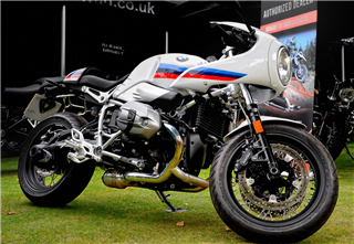 BMW .R nine T Racer